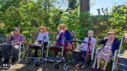 Sortie Au Jardin 03